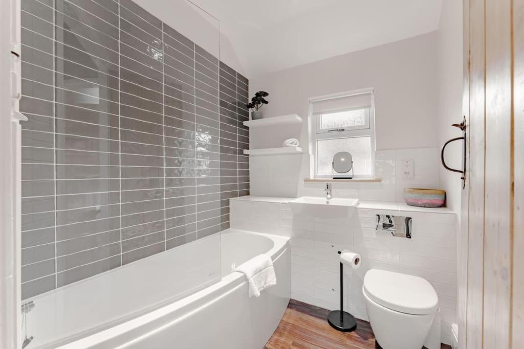 3 Mill Street - Norfolk Cottage Agency ホルト エクステリア 写真